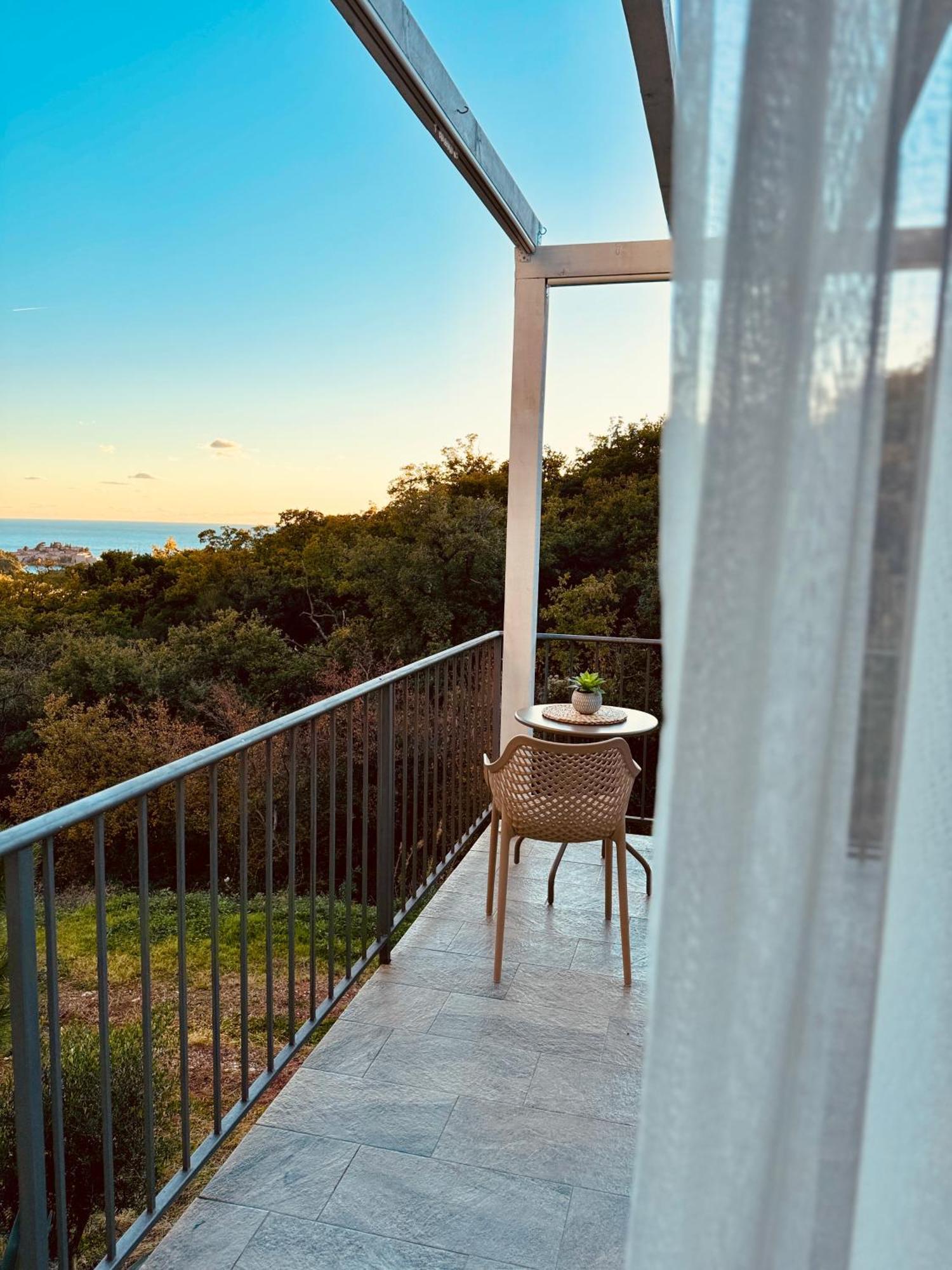Most Oliva Resort Budva Exteriör bild