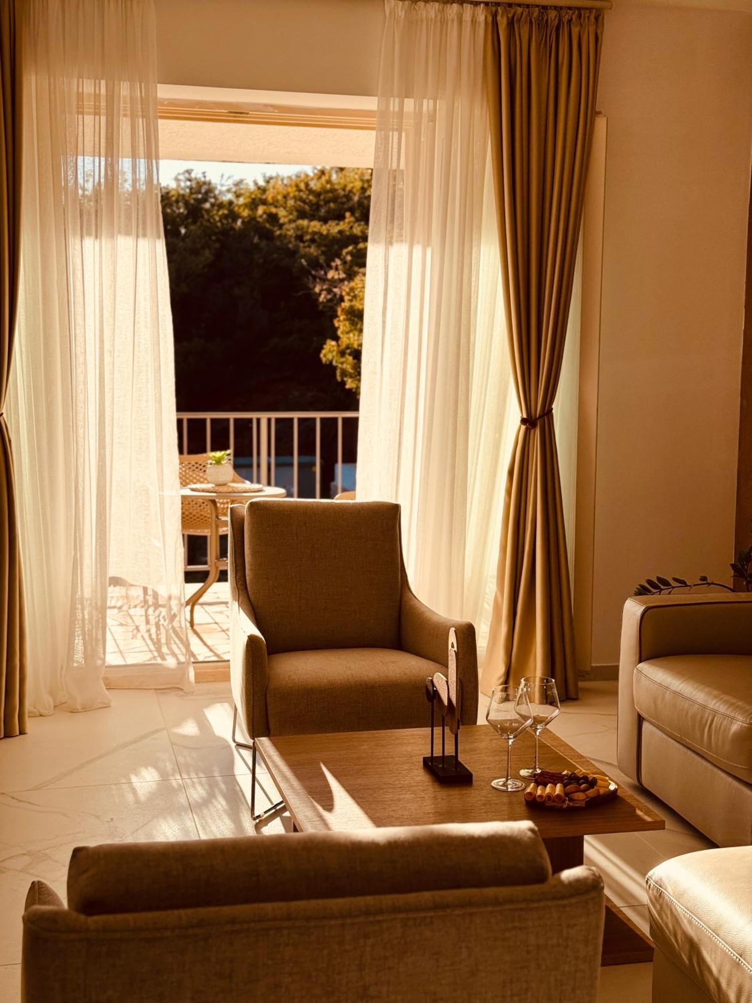 Most Oliva Resort Budva Exteriör bild